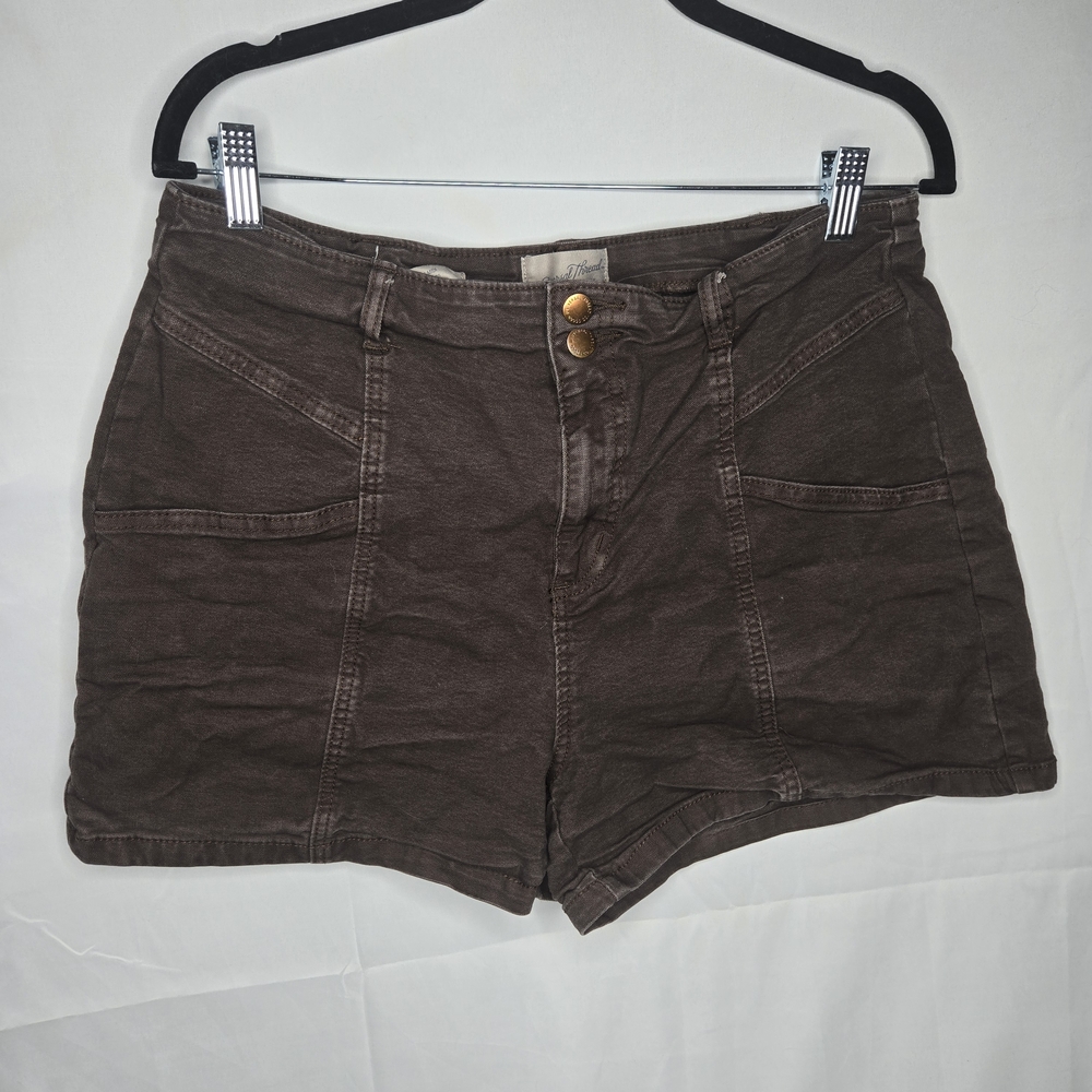 Universal Thread Women’s Brown High-Rise Utility Shorts Size 14/32 Double Button